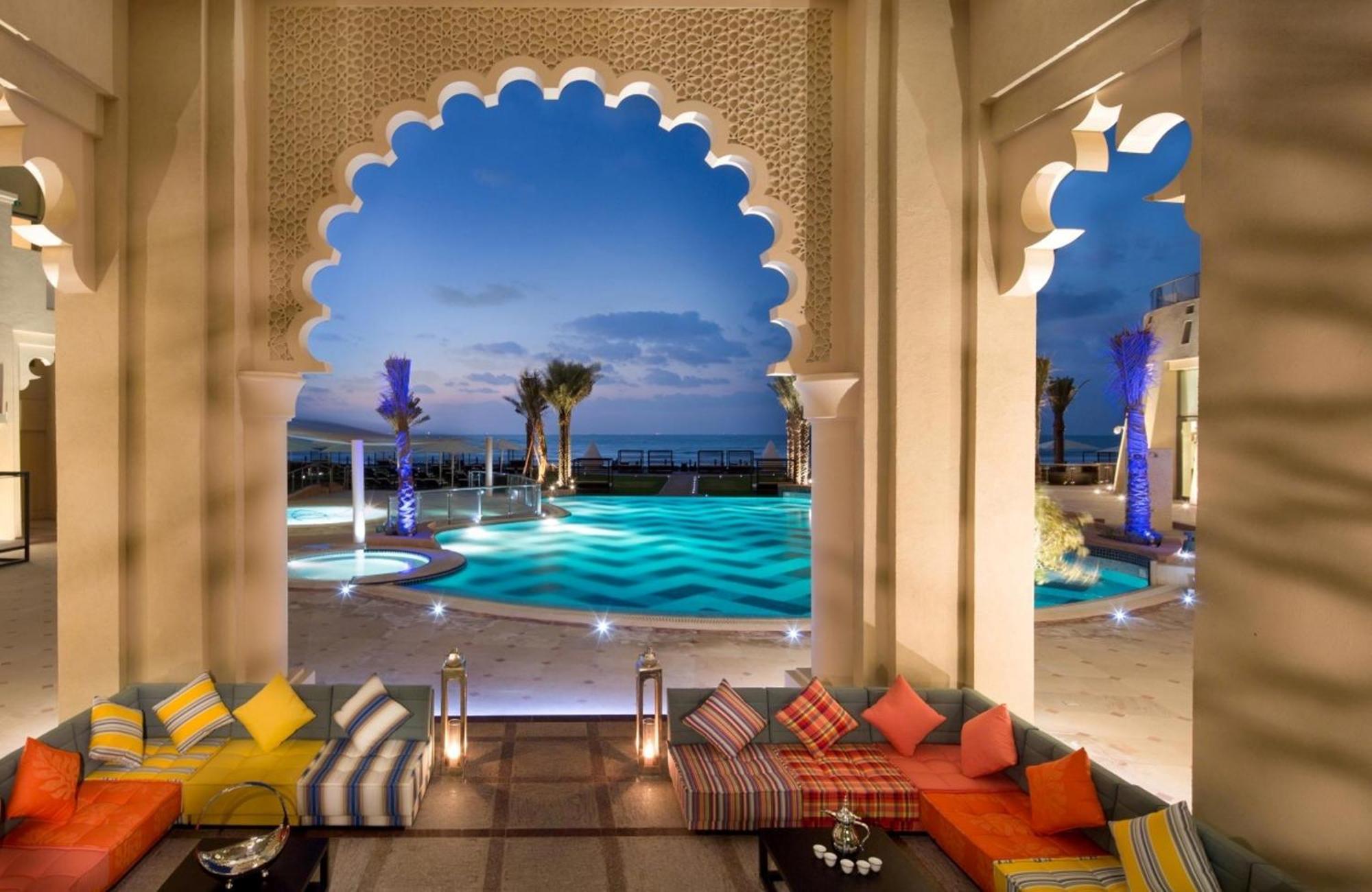 Bahi Ajman Palace Hotel מראה חיצוני תמונה